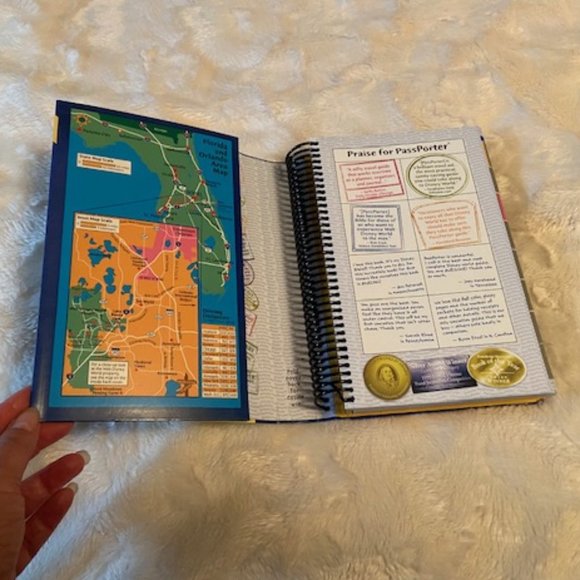 2/$35 PassPorter's Walt Disney World 2013 Guide. - Picture 2 of 6